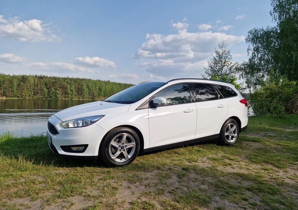 Ford Focus cena 43900 przebieg: 149500, rok produkcji 2017 z Koronowo małe 781